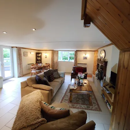 The Old School Caeathro, Snowdon, Eryri And Yr Wydffa Cottages Caernarfon Room photo